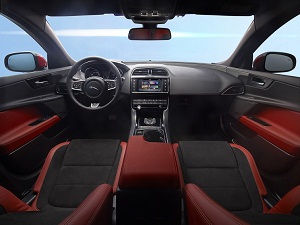Jaguar XE, interior
